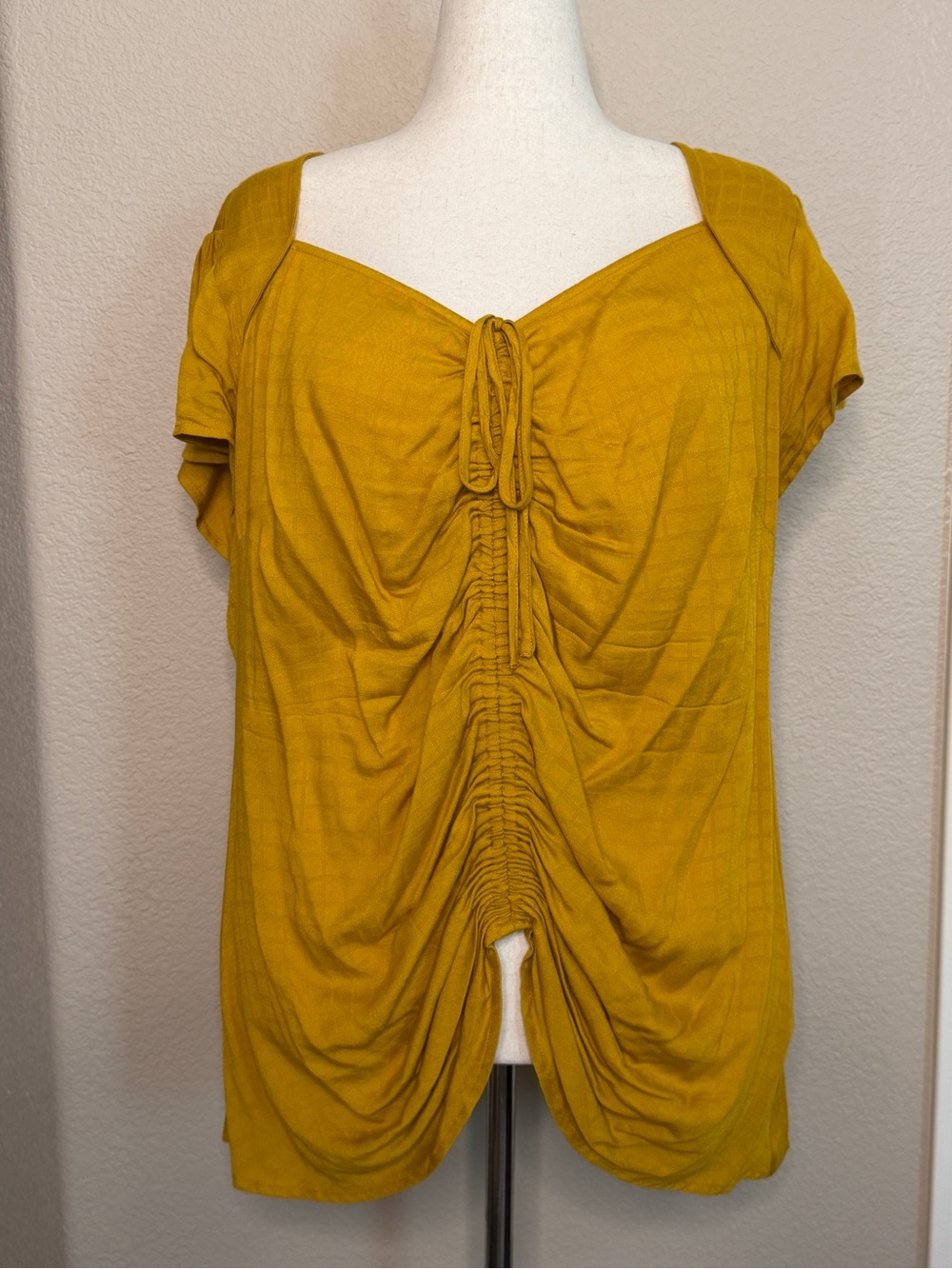 City Chic Mustard Ruched Tie Front Short Sleeve Top
